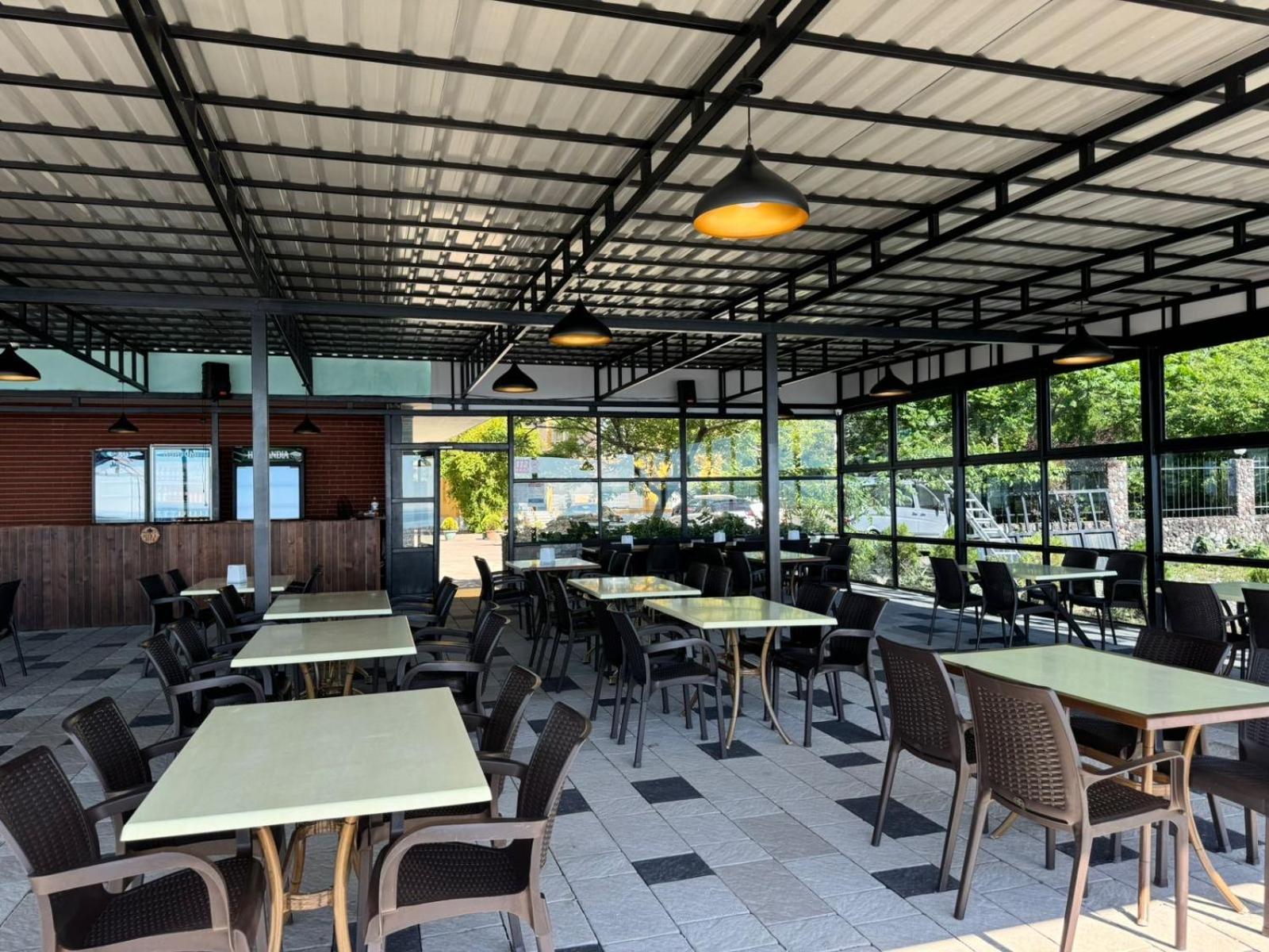 黑海酒店 卡瓦拉提 外观 照片