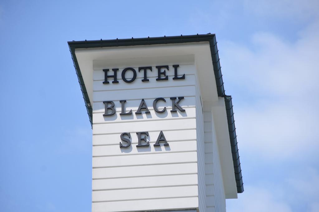 黑海酒店 卡瓦拉提 外观 照片